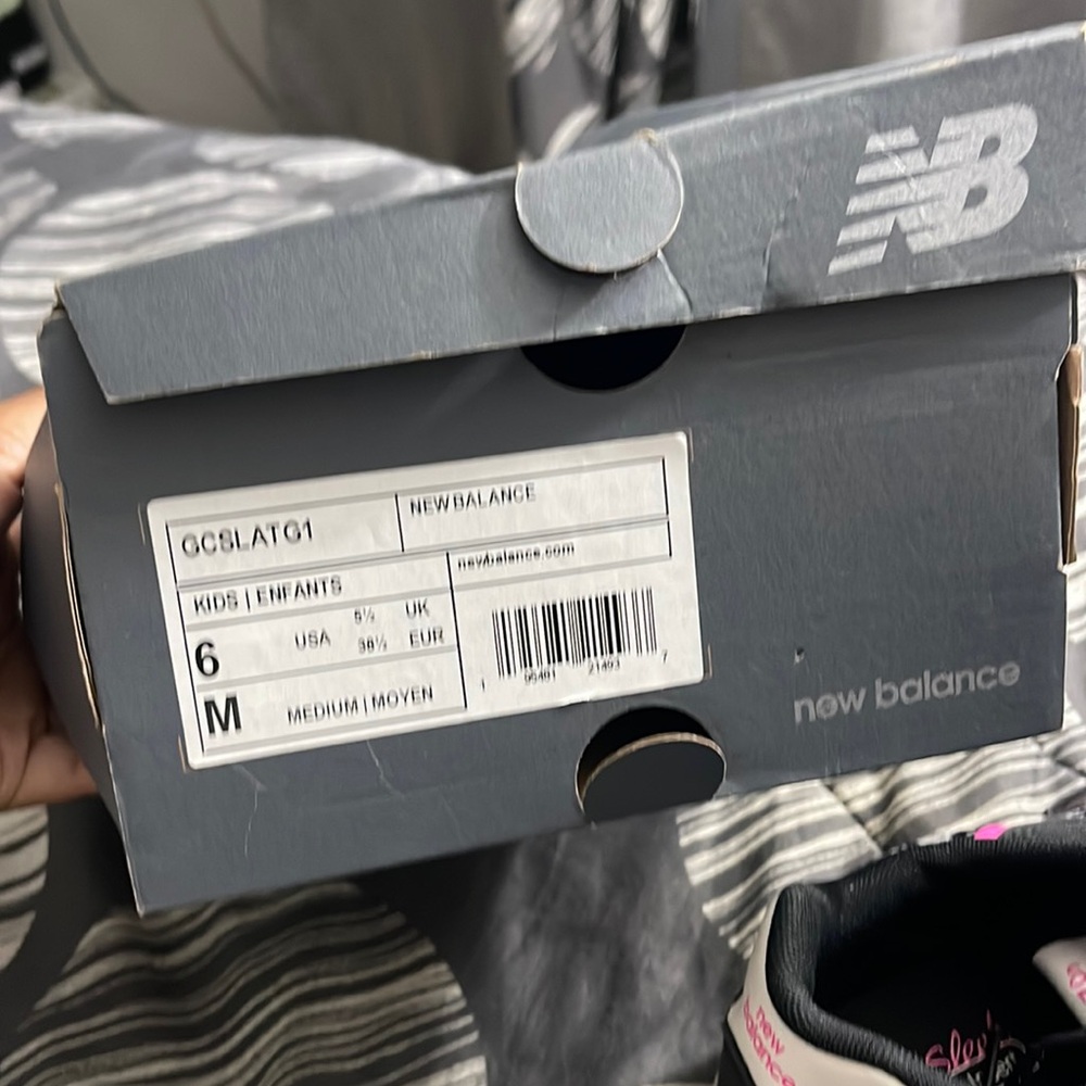 Brand new size 6 big kids NB💕